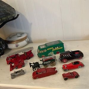 Vintage Lesney no15 fire truck racing transporter midge toy cars & more